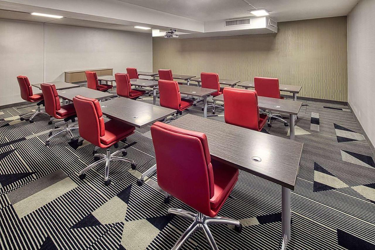 Wyndham Garden Columbia-Ft Jackson Hotel Bagian luar foto