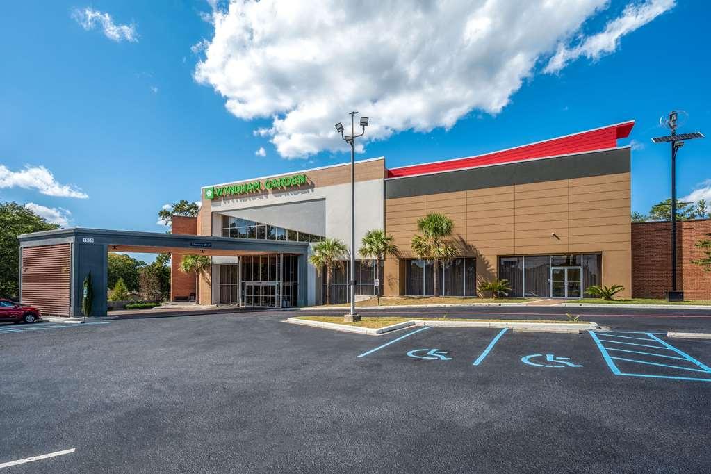 Wyndham Garden Columbia-Ft Jackson Hotel Bagian luar foto