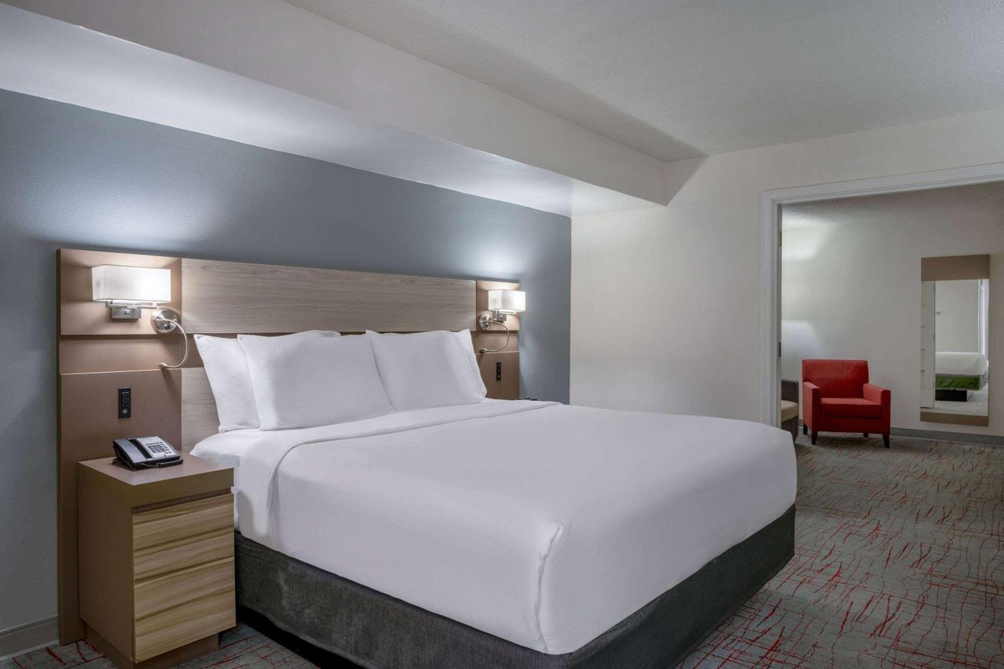 Wyndham Garden Columbia-Ft Jackson Hotel Bagian luar foto