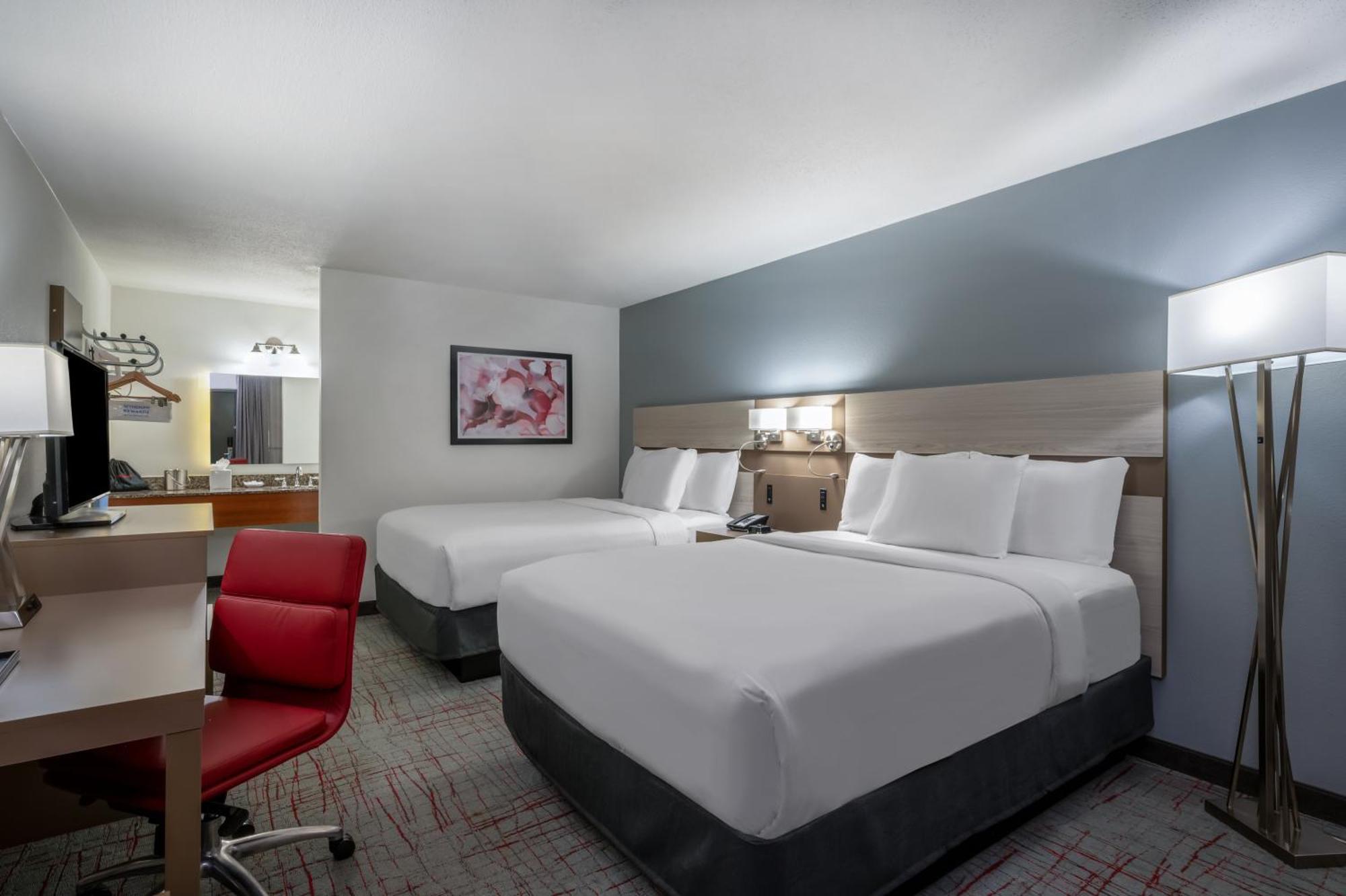 Wyndham Garden Columbia-Ft Jackson Hotel Bagian luar foto